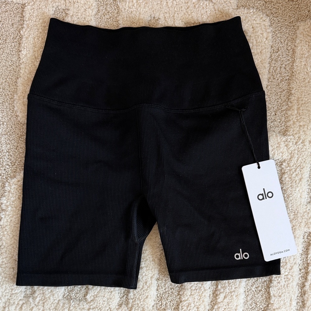 ALO Yoga Women's Black High-Waist Bike Shorts